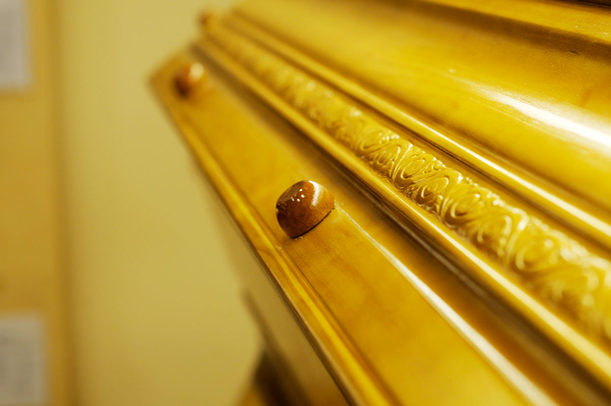 Les cercueils et urnes